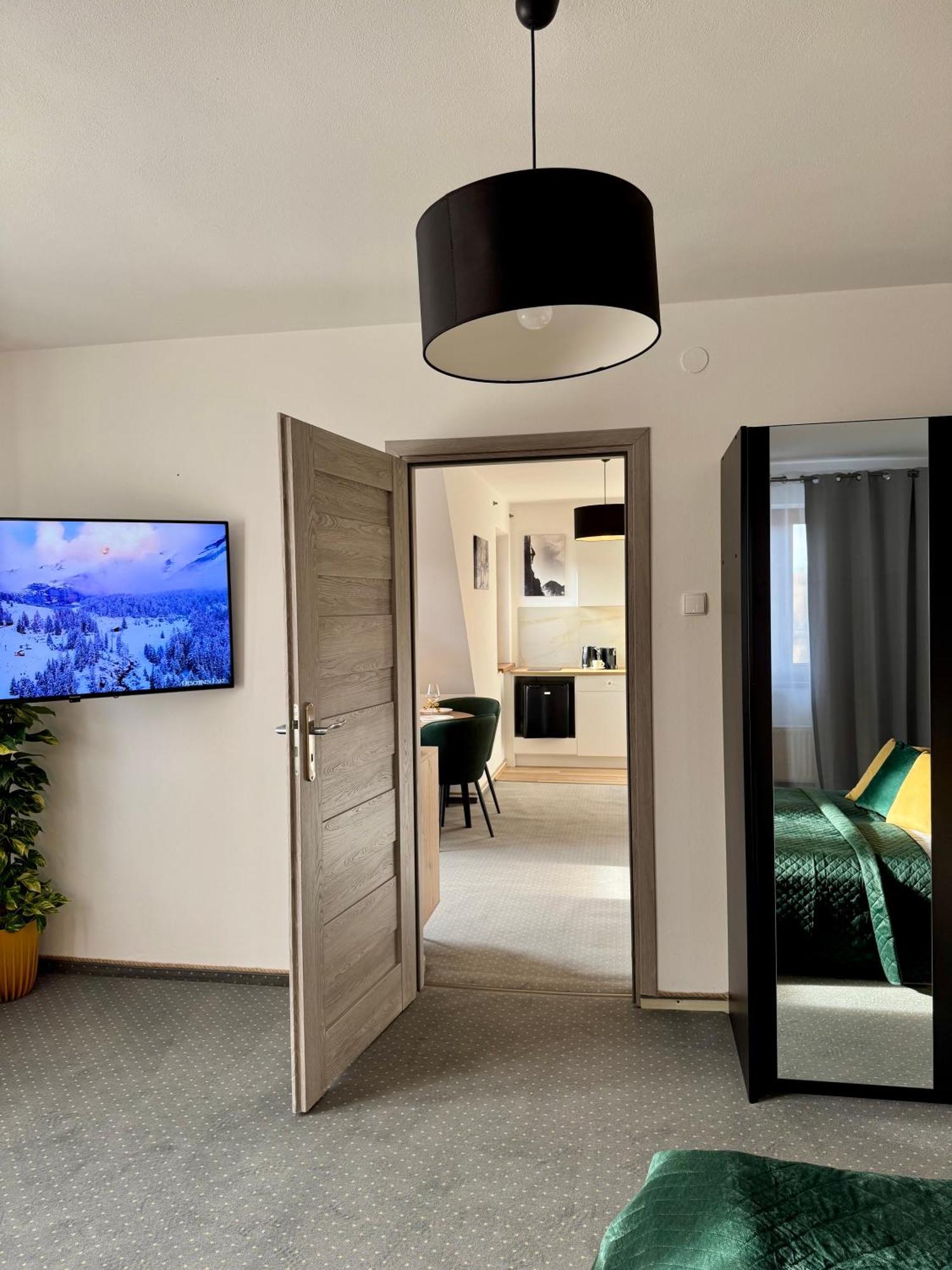 زاكوباني Villa 84 & Apartments Jacuzzi & Sauna المظهر الخارجي الصورة